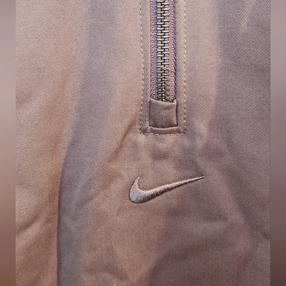 Nike Women's Sportwear Oversized 1/4 Zip Twill Top-Brown Long‎ Sleeve Sz Med NWT